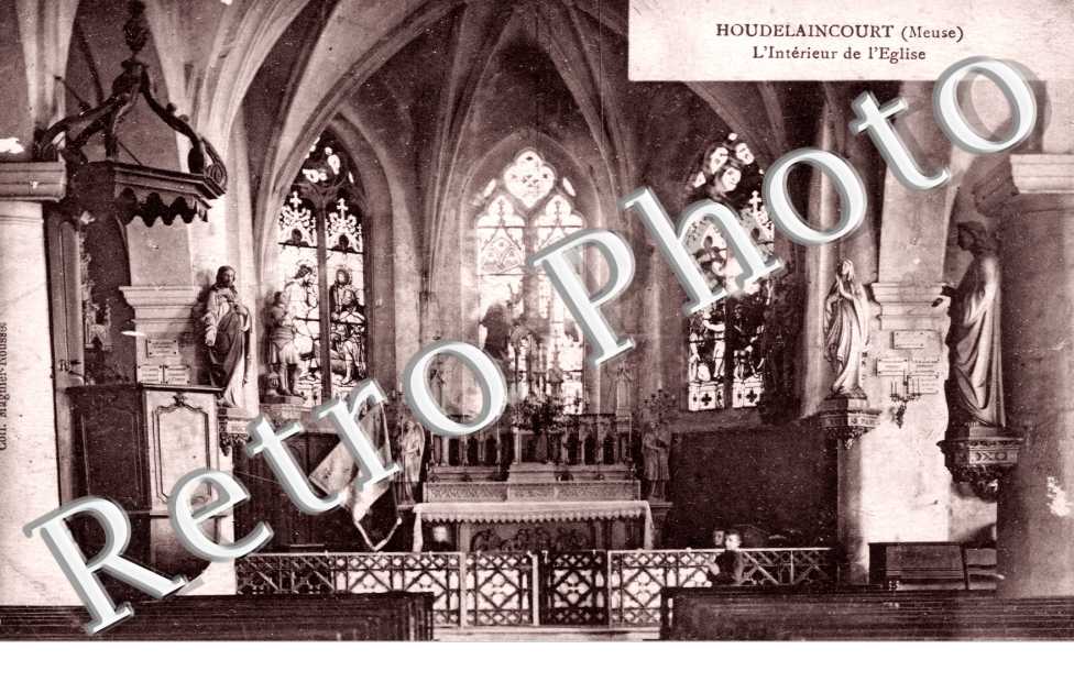 l'interieur de l'Eglise