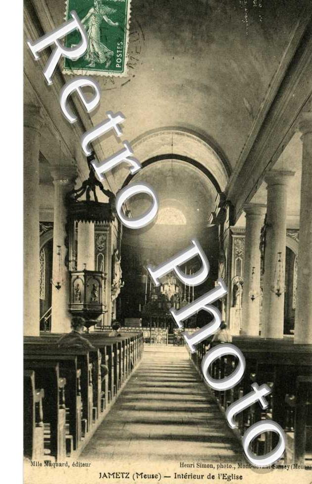 Interieur de l'Eglise