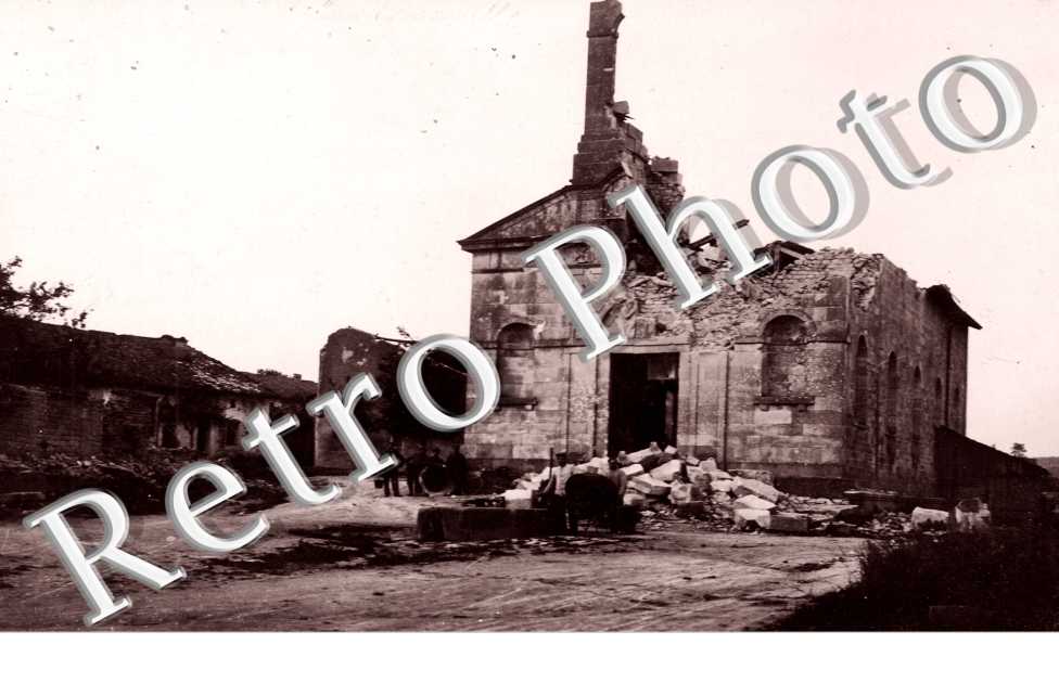 (l'Eglise en ruines )