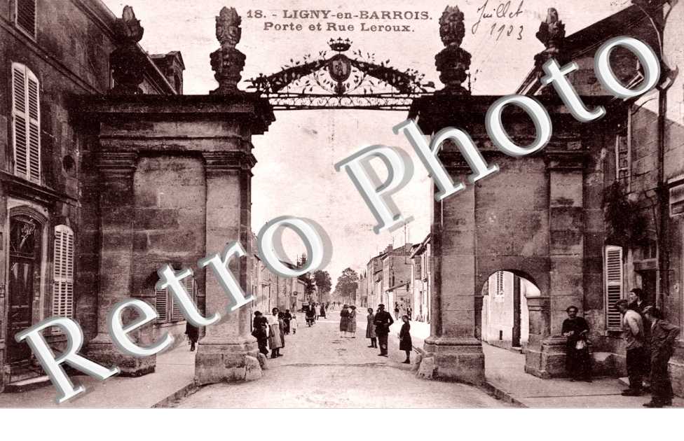 Porte et Rue Leroux