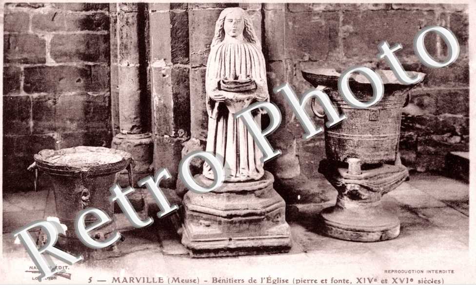 Benitiers de l'eglise