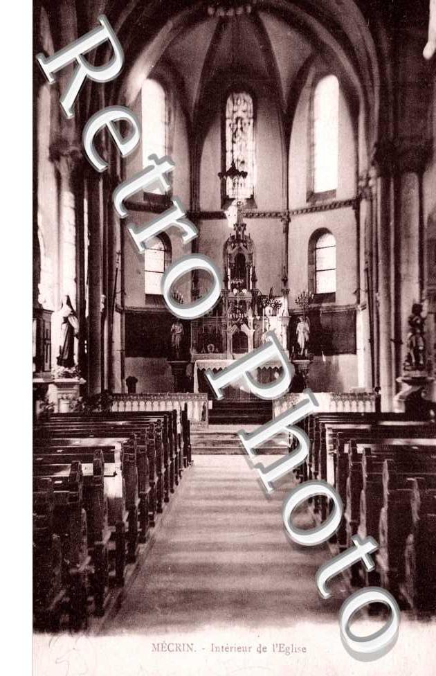interieur de l'eglise