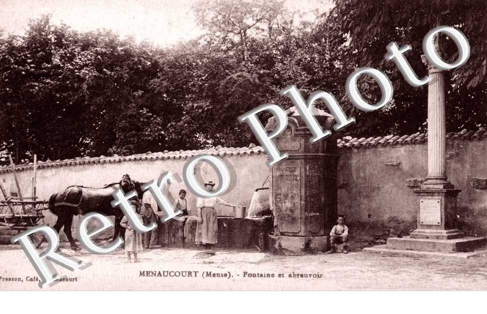 Fontaine et abreuvoir