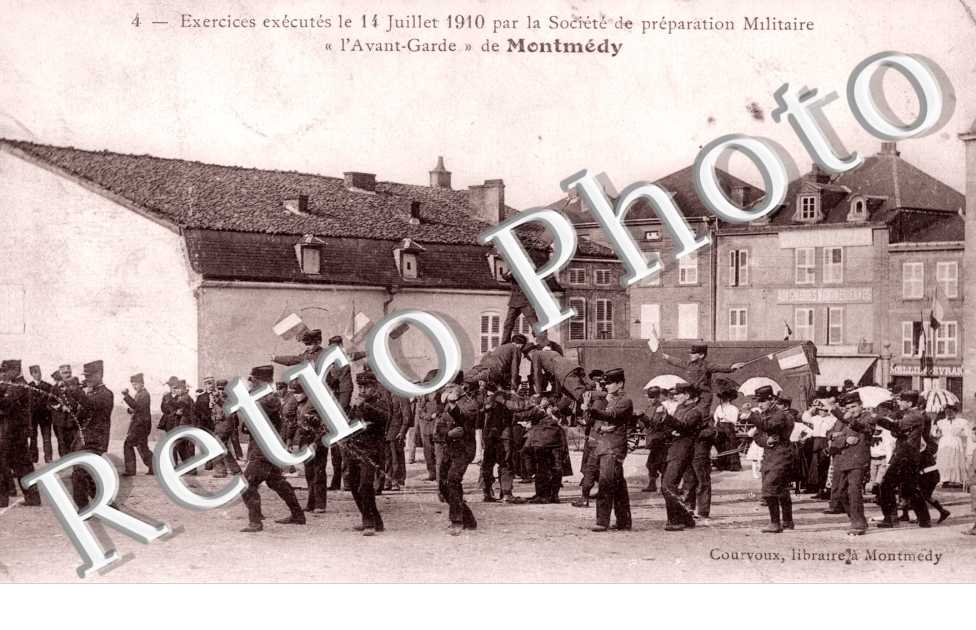 Exercices du 14 juillets 1910 de l&#039;Avant Garde