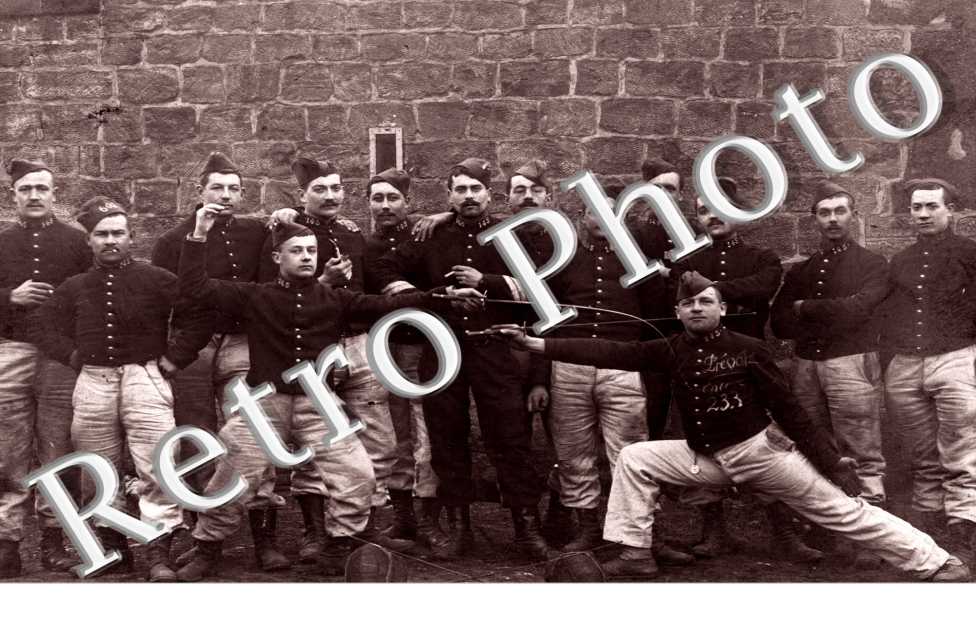 des Joueurs d&#039;escrime 