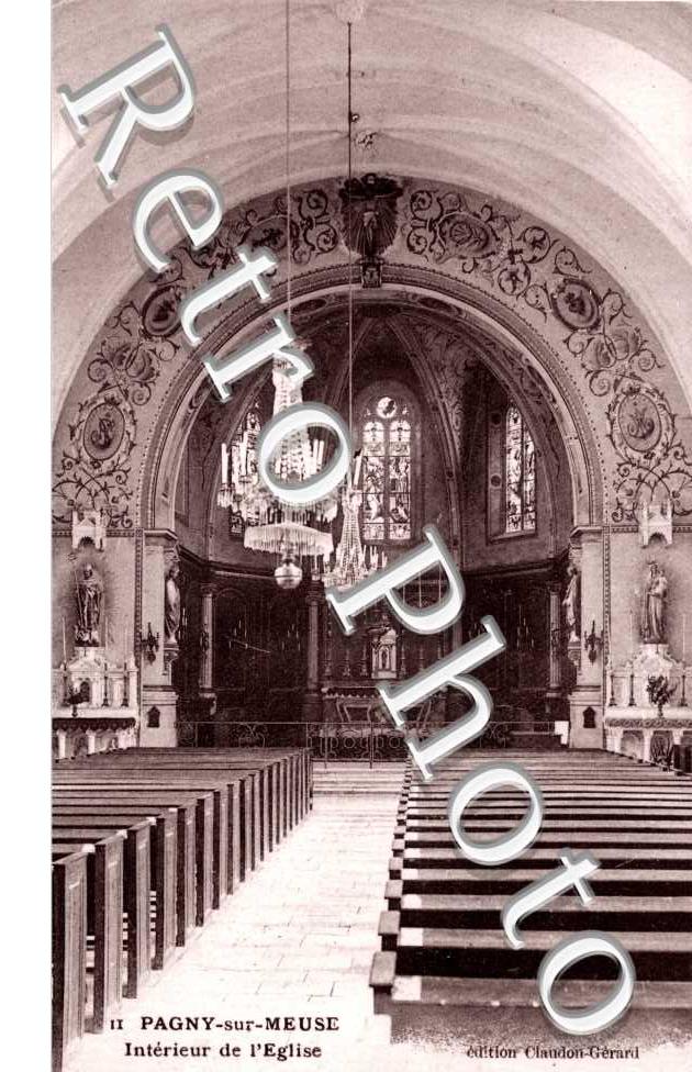 interieur de l'eglise 