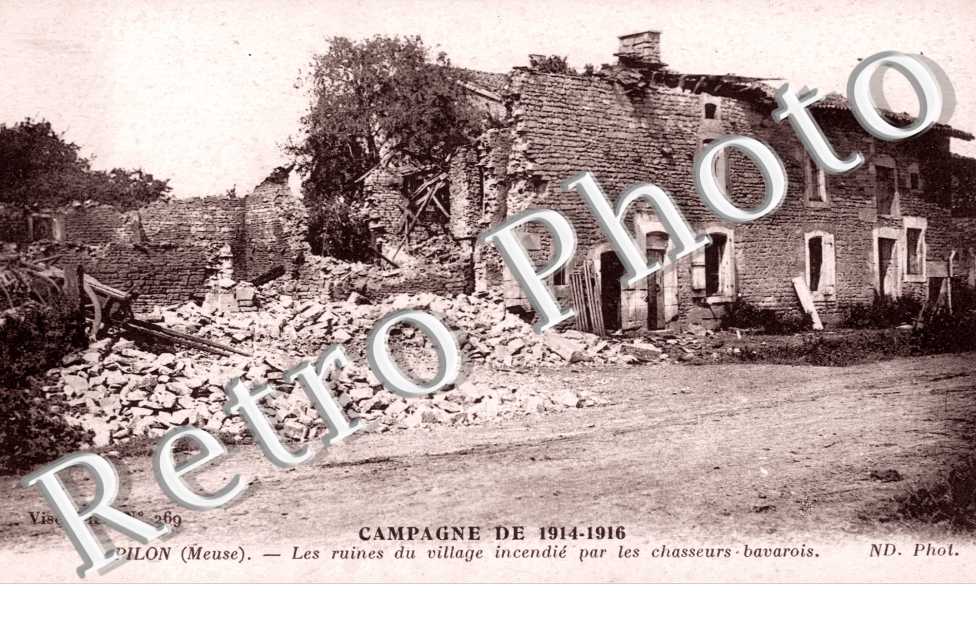 Ruines du village incendie par les chasseurs bavarois - campagne 1914-16