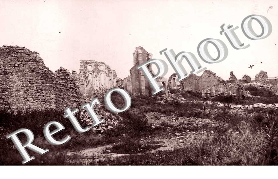 (ruines)