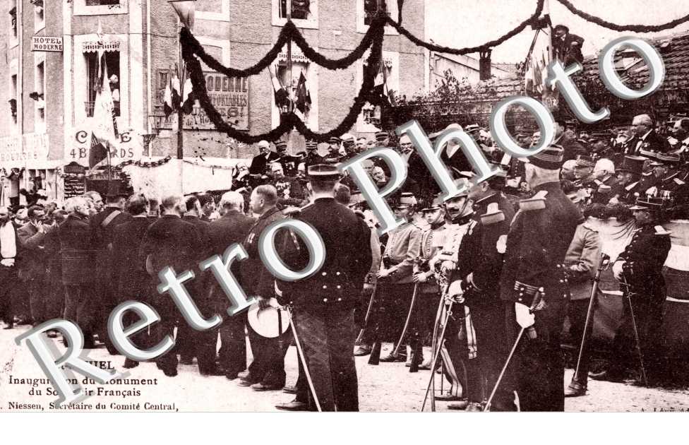 Inauguration du Monument du Souvenir Francais