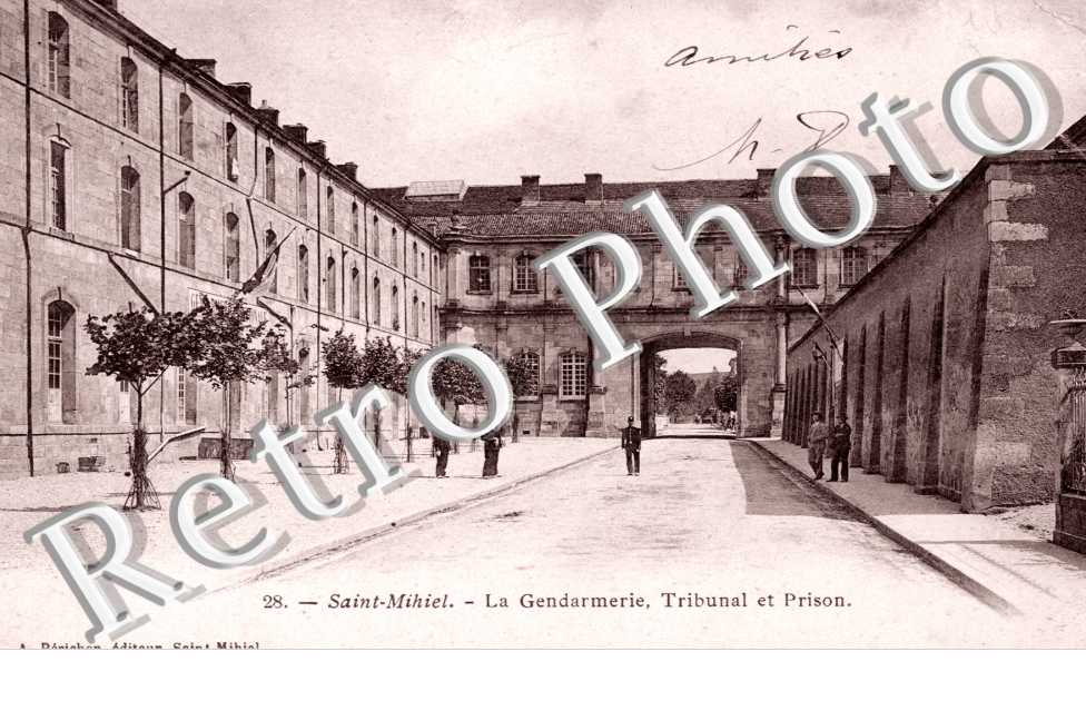 la gendarmerie, Tribunal et Prison