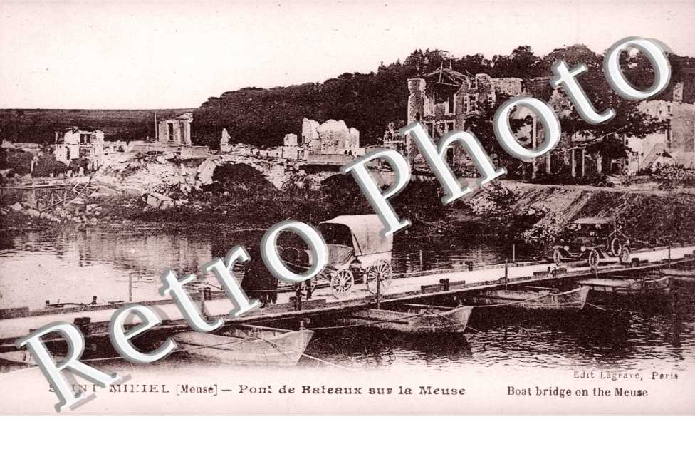 Pont de Bateaux sur la meuse