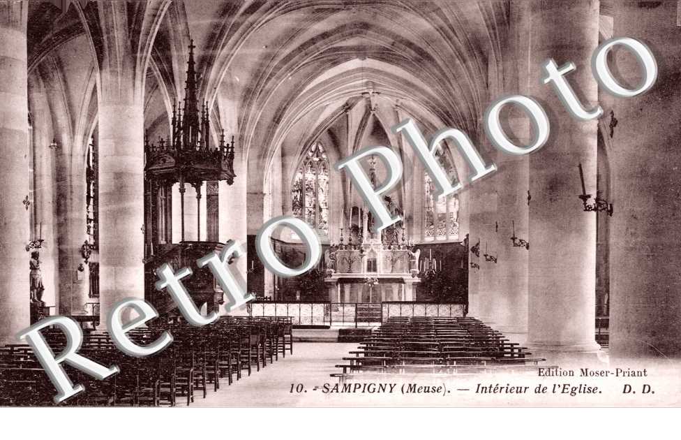 Interieur de l'Eglise