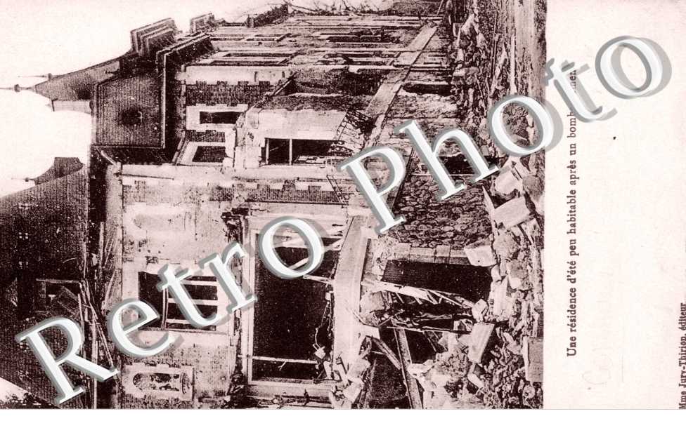 Residence d'ete peu habitable apres Bombardement