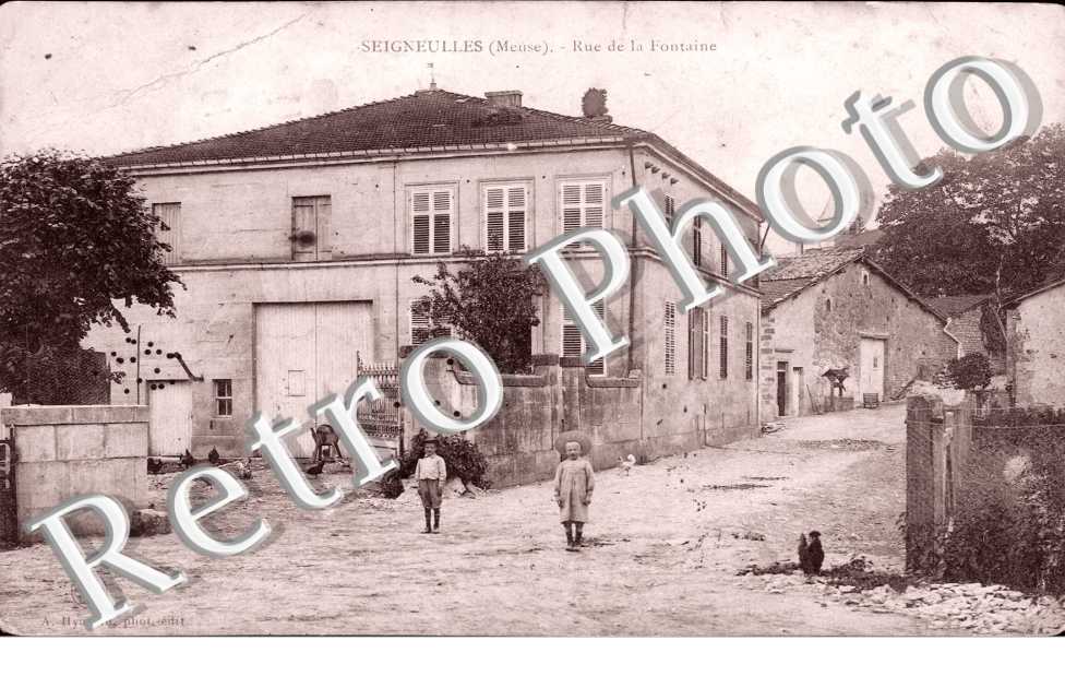 Rue de la fontaine