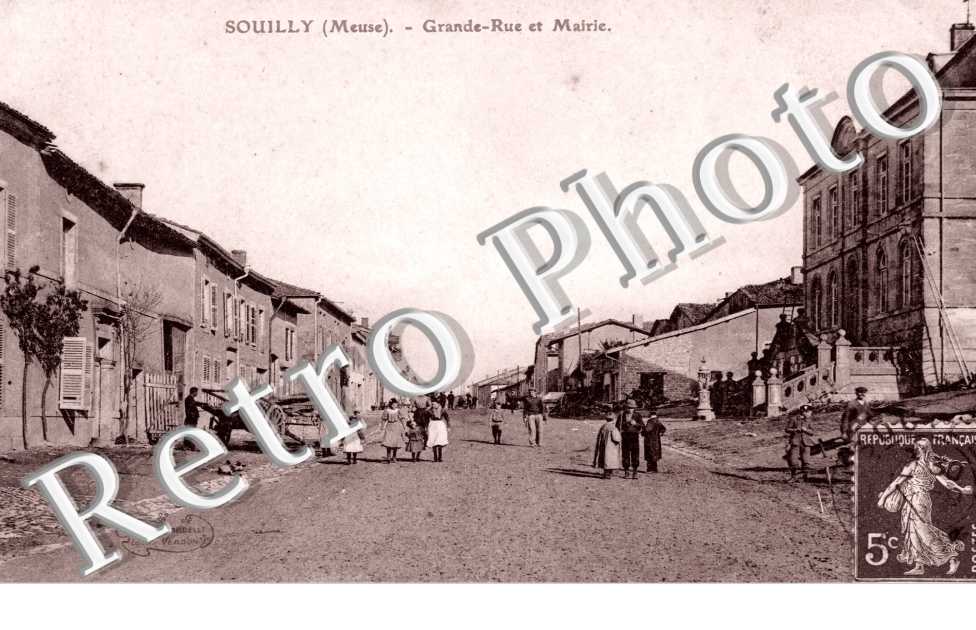 grande rue et mairie