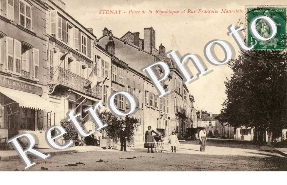 La Place de la République et Rue Francoise Mauretour