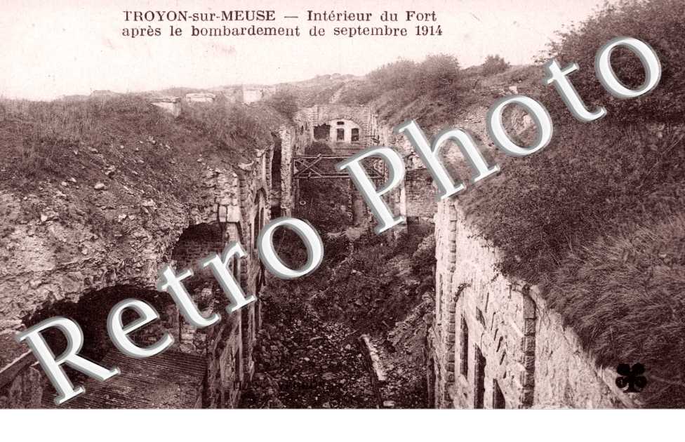 interieur du fort apres le bombardement de sept 1914