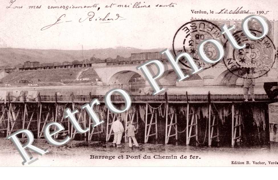 Barrage et pont du chemin de fer