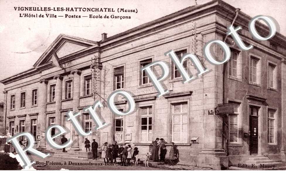 L'Hotel de Ville Postes Ecole de Garcons