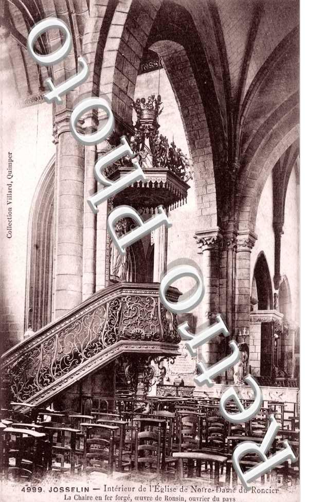 Interieur de l'Eglise Notre Dame du Roncier
