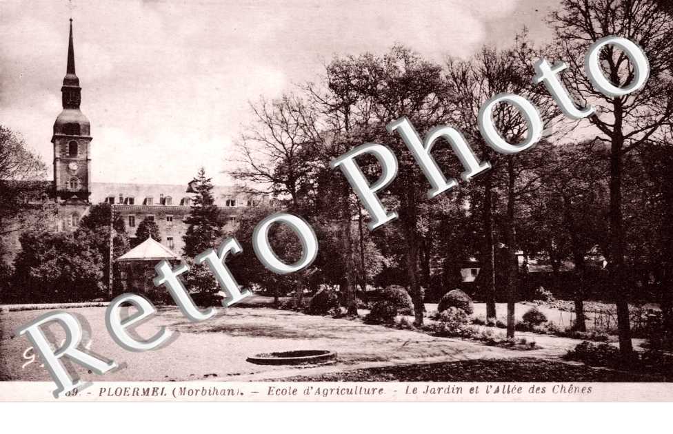 Ecole d'Agriculture - Le Jardin et l'Allée ds Chênes