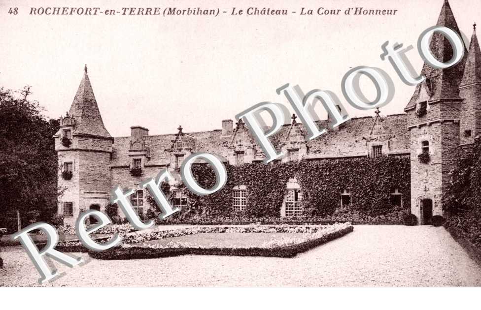le Chateau  - La Cour d&#039;Honneur