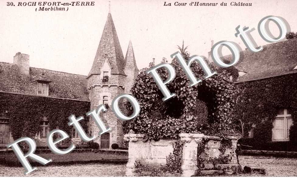 le Chateau - la Cour d&#039;Honneur