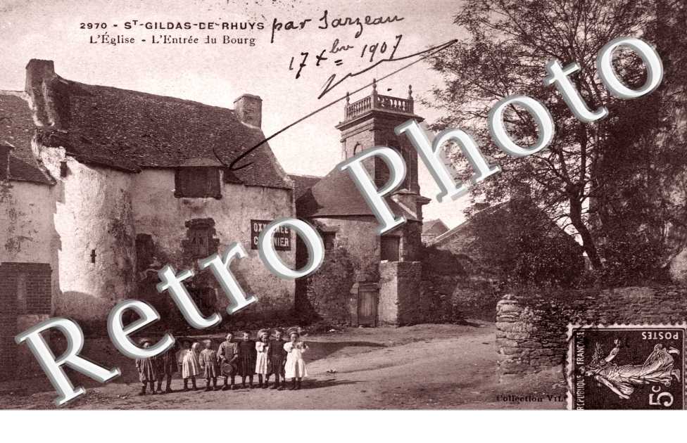 l&#039;eglise - l&#039;entree du bourg - 1907