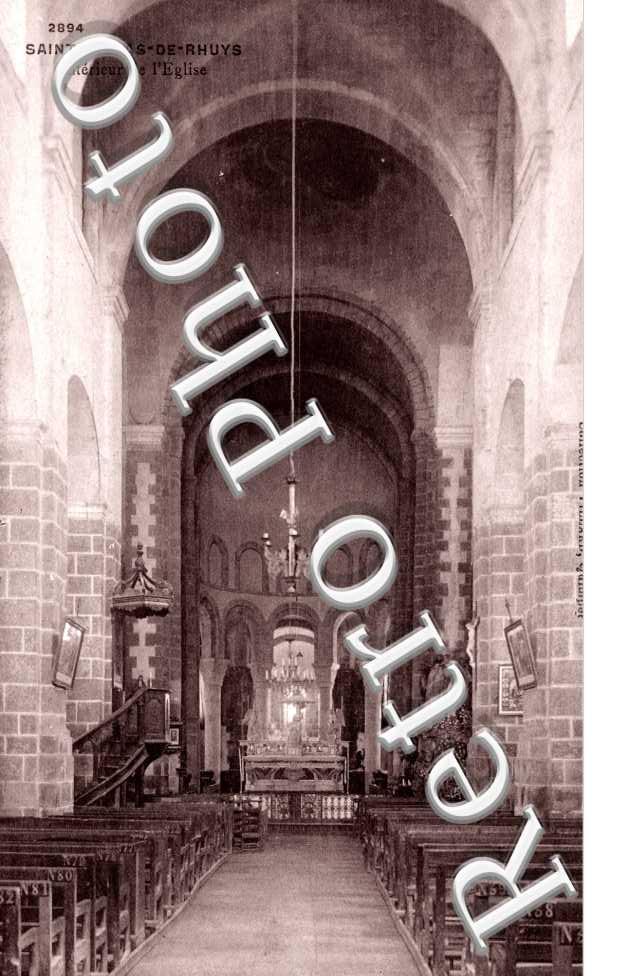 interieur de l&#039;eglise