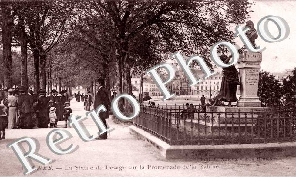 La Statue de Lesage