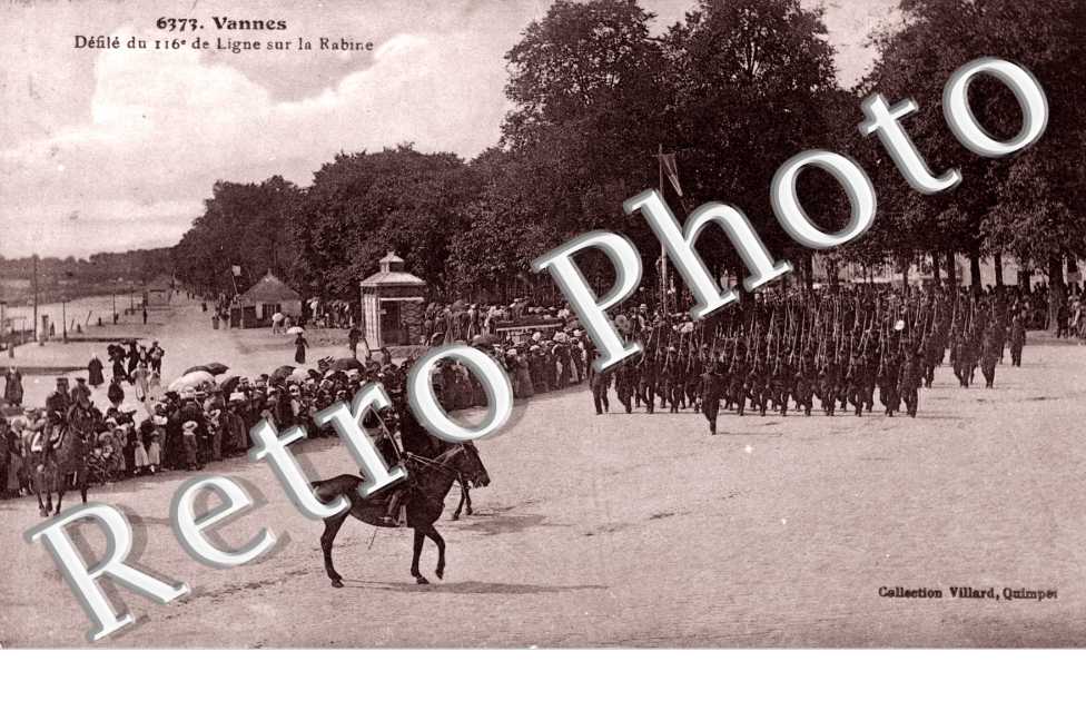 Defile du 116 eme de ligne sur la Rabine