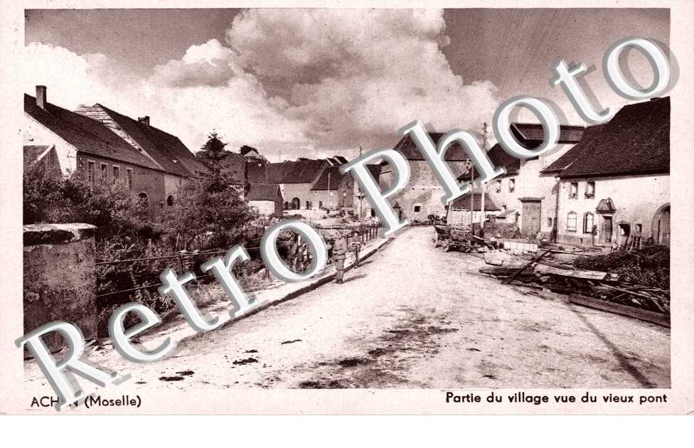 partie du village vue du vieux pont
