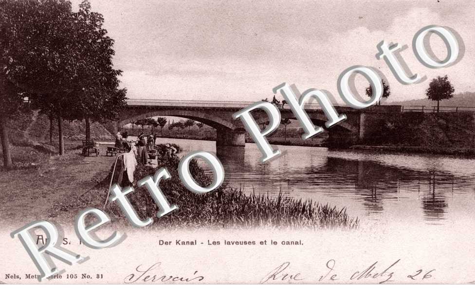 Les laveuses et le canal