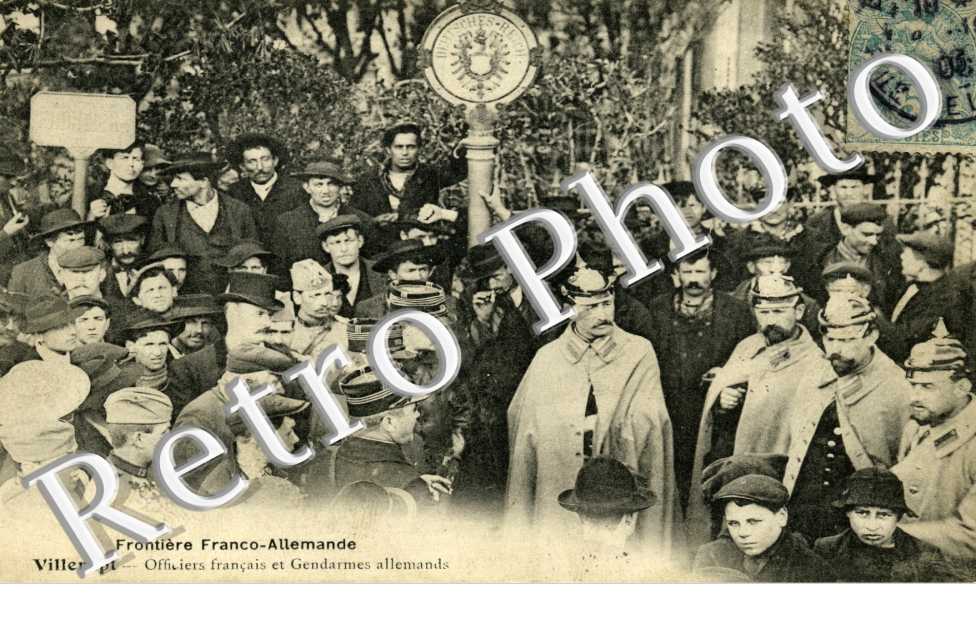 VILLERUPT Frontiere franco-allemande Officiers francais et gendarmerie allemande
