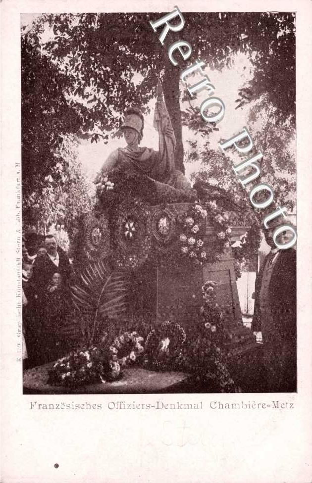 Franzosisches Offiziers Denkmal