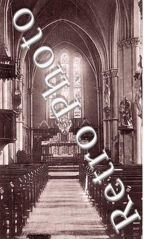 interieur de l&#039;eglise