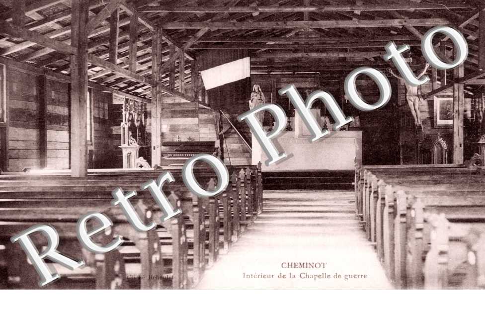 Interieur de la chapelle de guerre