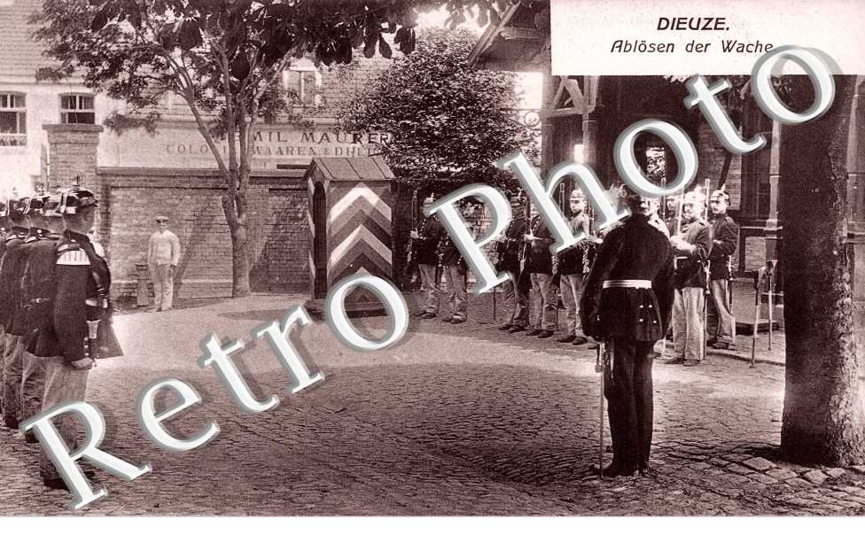 - Ablosen der Wache (militaires)