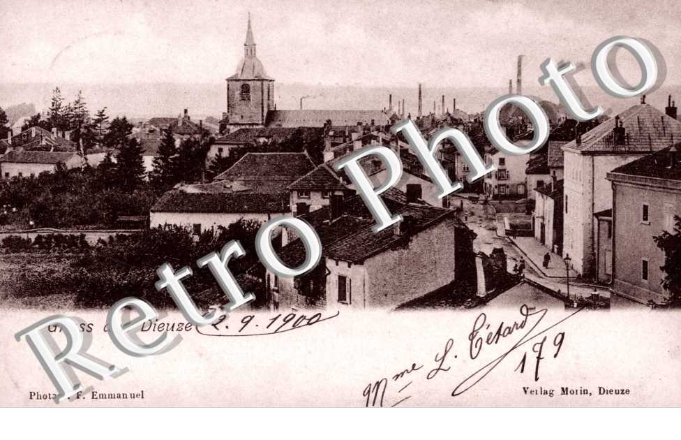 Vue Exterieure et l&#039;Eglise