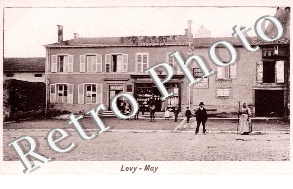 Une Rue - Levy-May