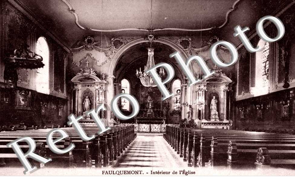 Interieur de l'Eglise