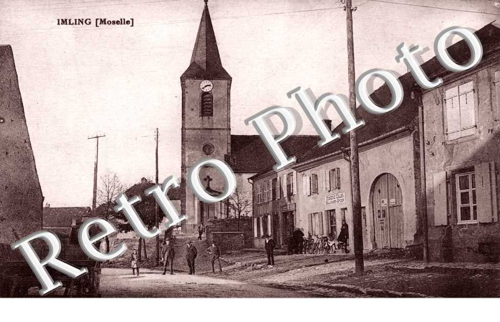 l&#039;eglise et la boulangerie epicerie