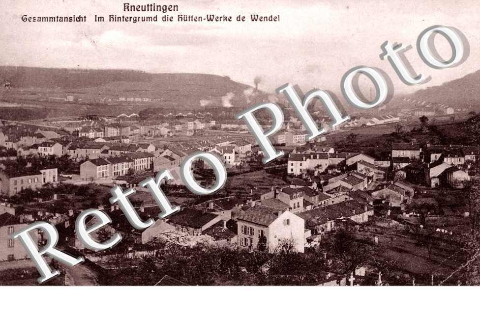 Gesammtansicht Im Rintergrumd die Rutten-Werke de Wendel