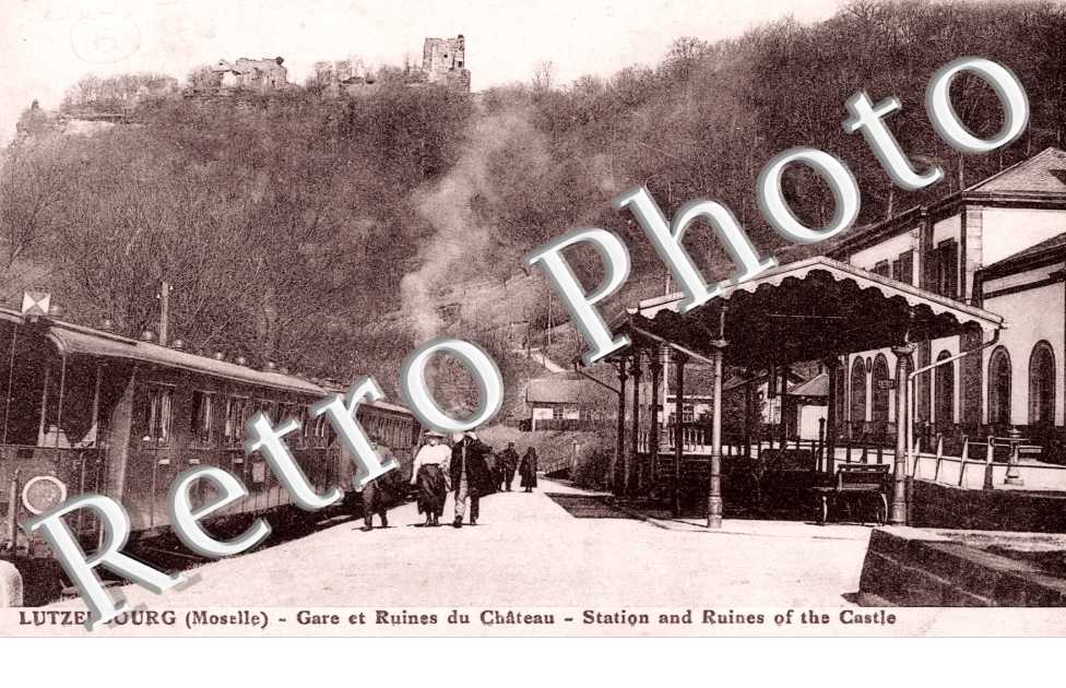 gare et ruines du chateau 