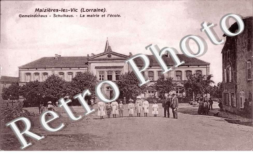 Gemeindehaus, Schulhaus, la Mairie et l&#039;Ecole