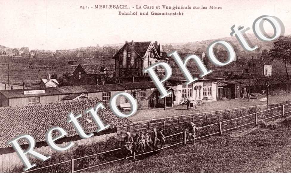 La Gare et Vue generale sur les Mines