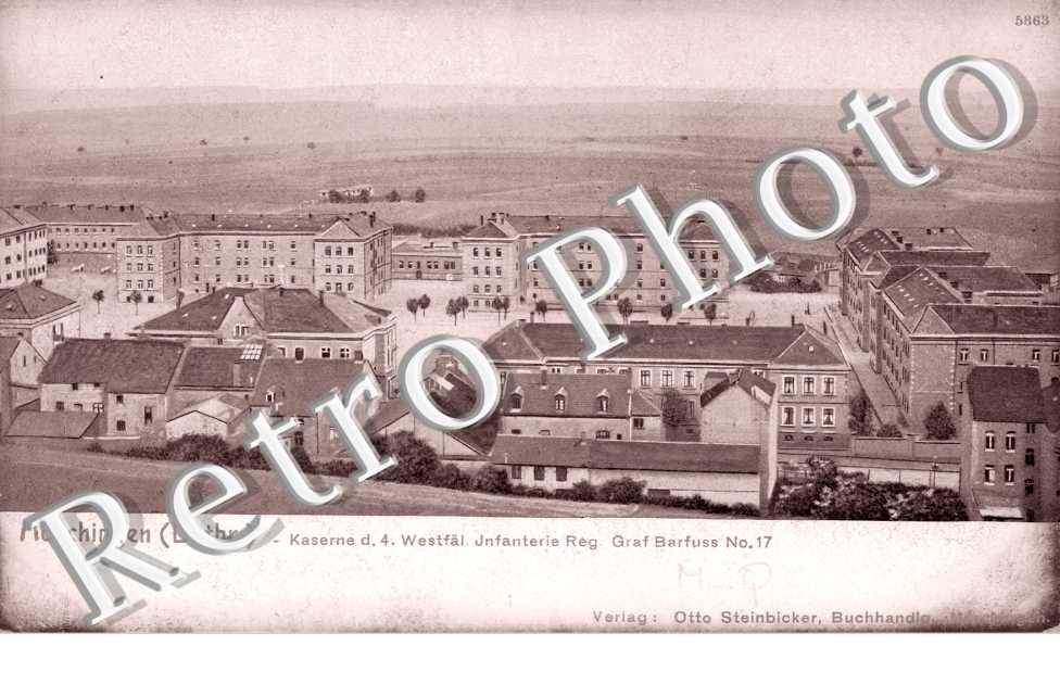 Kaserne und Infanterie