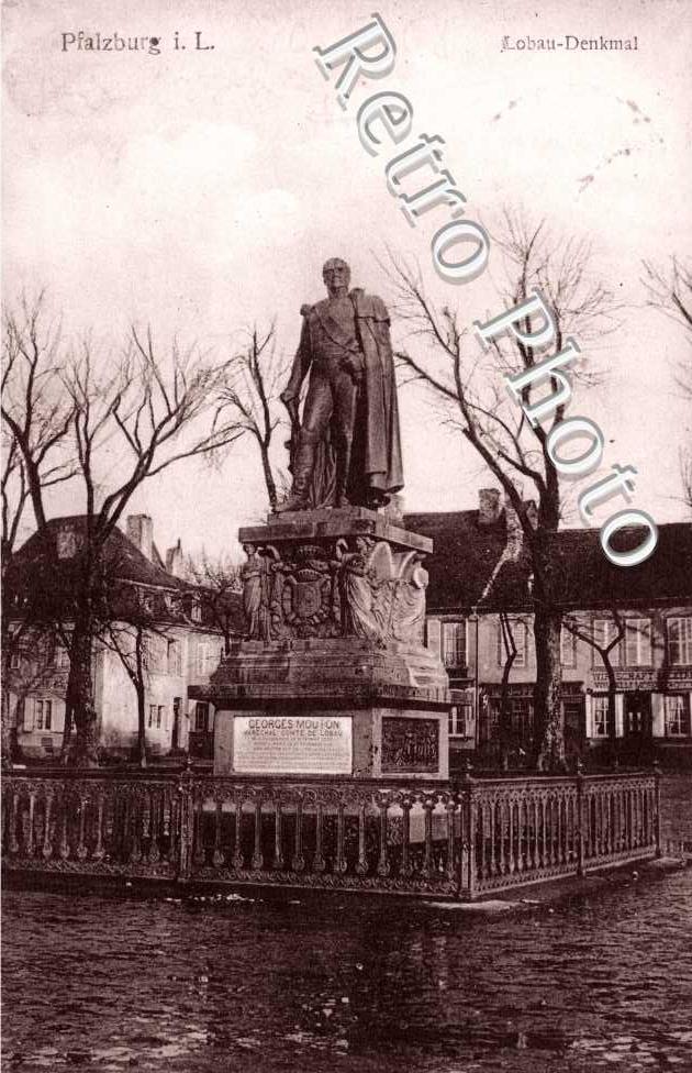 Lobau-Denkmal