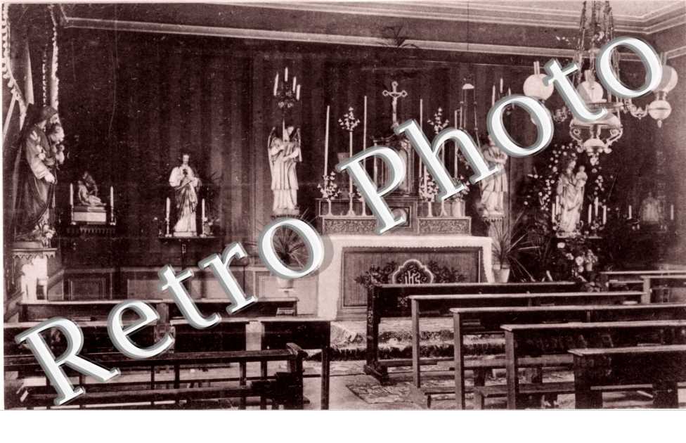(Interieur de chapelle)