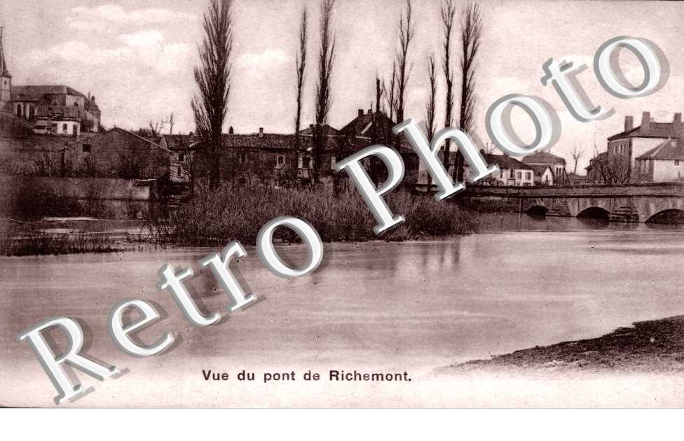 Vue du Pont de Richemont